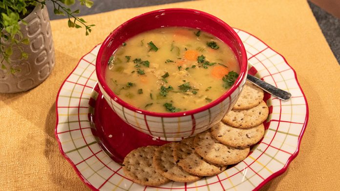 TDYC-018033-Hearty-Chickenless-Vegetable-Soup